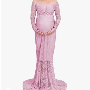 Off shoulder mermaid style maternity dress